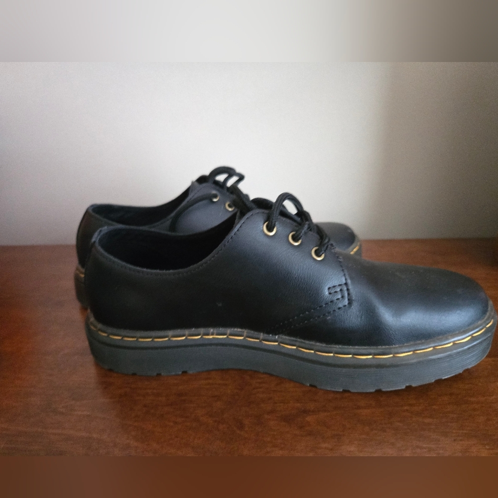 Dr. Martens Oxford